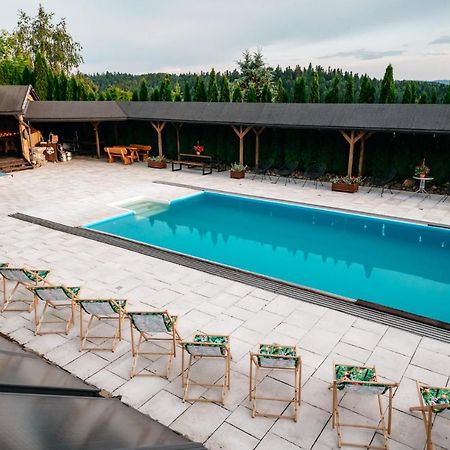 Villa Bieszczadzka Bania à Lesko Extérieur photo