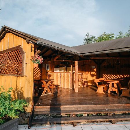 Villa Bieszczadzka Bania à Lesko Extérieur photo