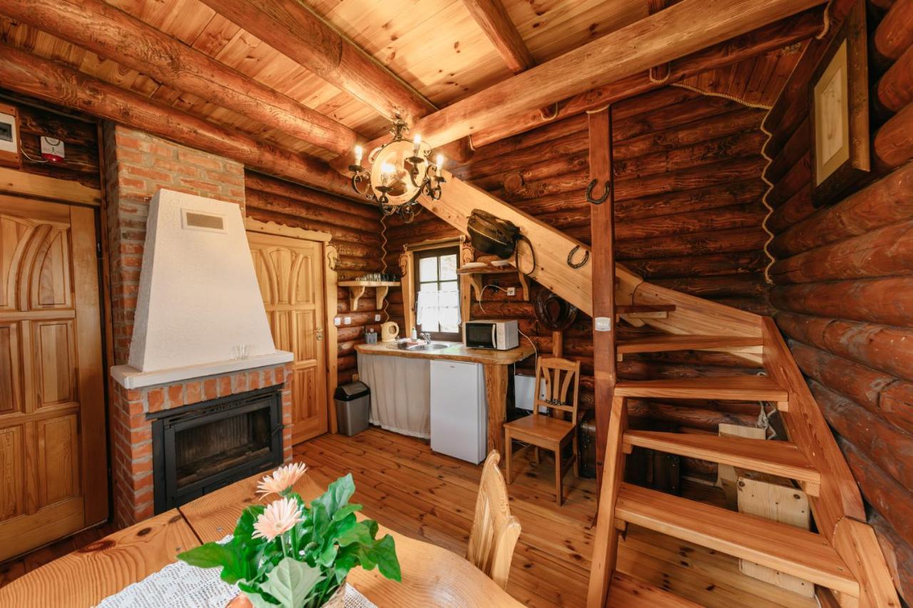 Villa Bieszczadzka Bania à Lesko Extérieur photo