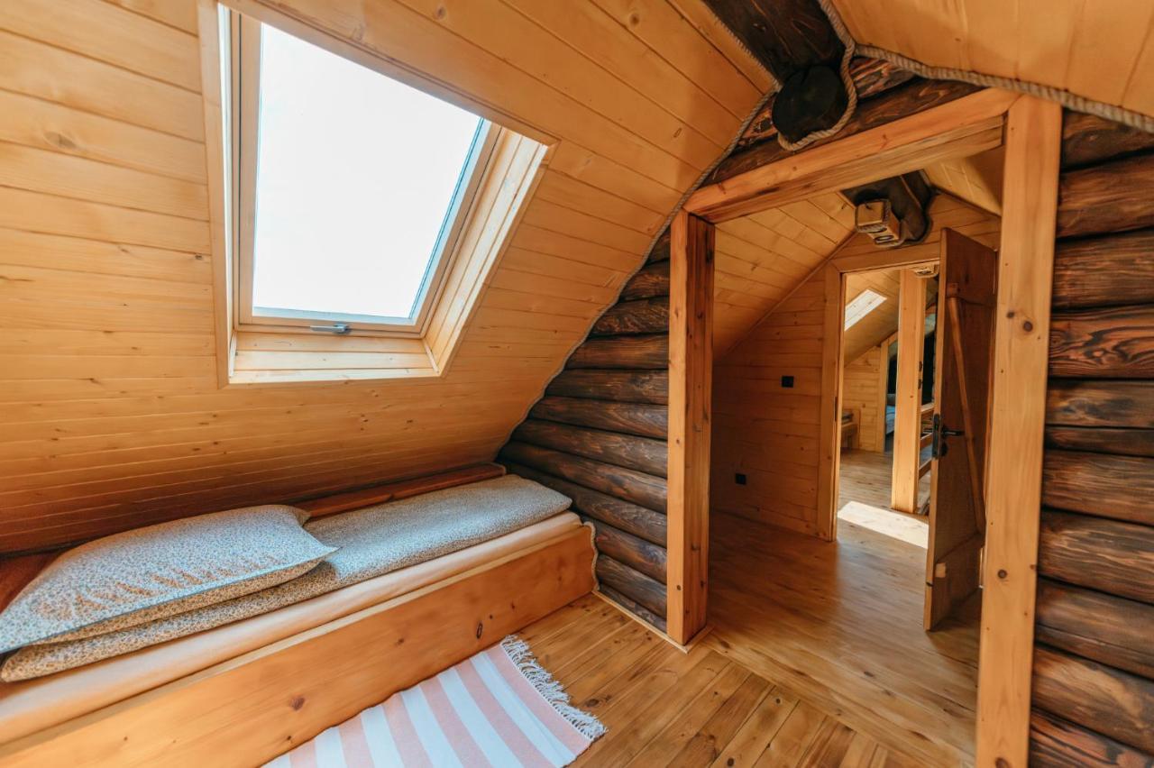 Villa Bieszczadzka Bania à Lesko Extérieur photo