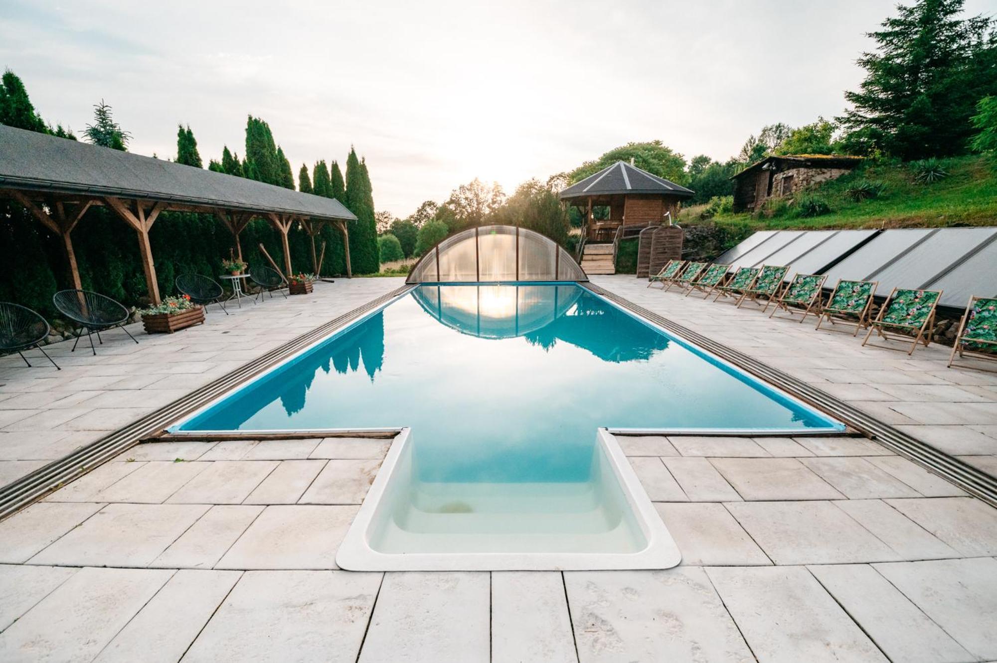 Villa Bieszczadzka Bania à Lesko Extérieur photo